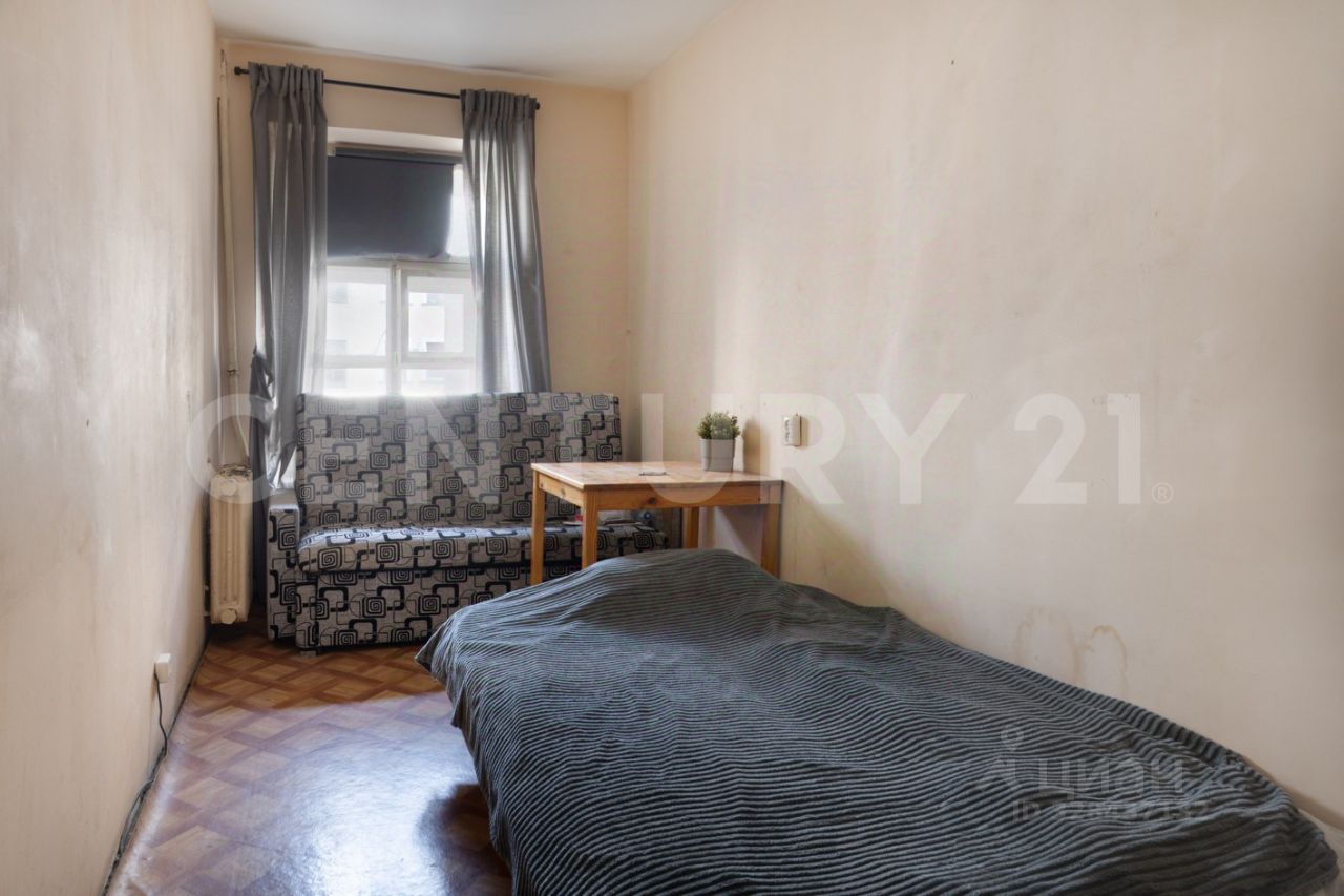 Продажа комнаты Нейшлотский переулок, 15б