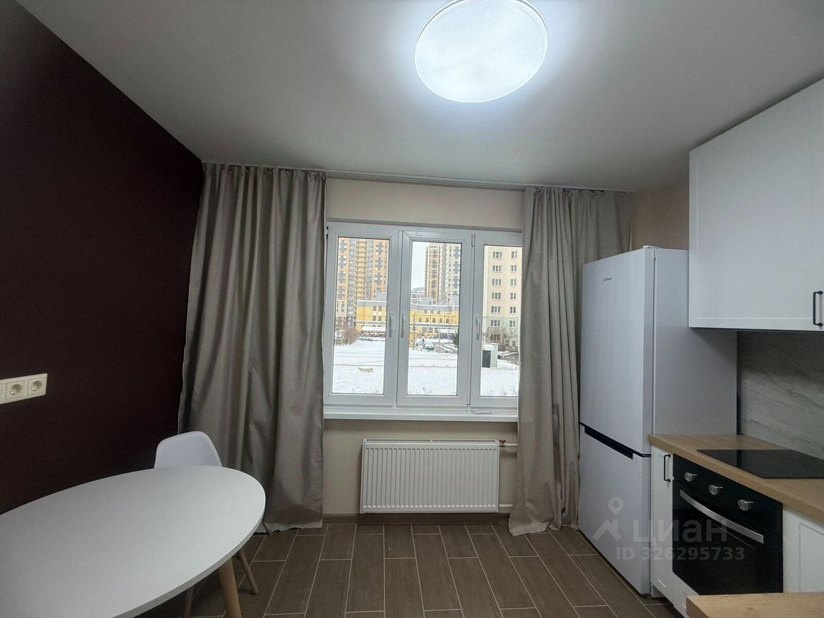 Аренда 1-комн квартиры на вторичном рынке Богатырский проспект, 48к1