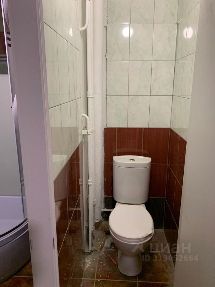 Продажа 2-комн квартиры на вторичном рынке д. Лопухинка, улица Детский Дом, 5