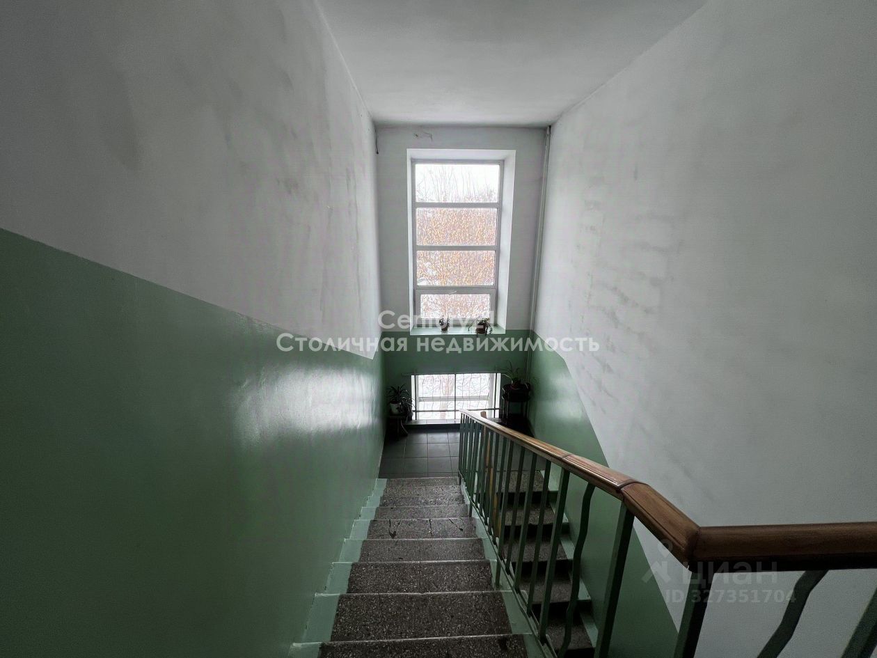 Продажа 2-комн квартиры на вторичном рынке Центральный мкр, улица Горького, 6