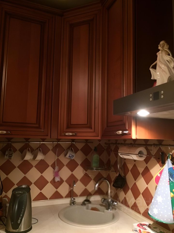 Продажа 1-комн квартиры на вторичном рынке Осенний бульвар, 20К2