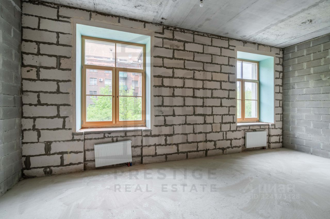 Продажа 3-комн квартиры на вторичном рынке проспект Малый Петроградской стороны, 79-81-83