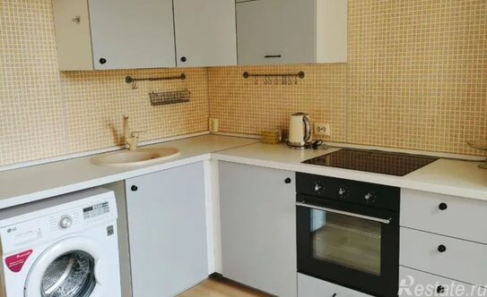 Продажа 1-комн квартиры на вторичном рынке Мурино г, Шувалова ул,  д. 4 к1