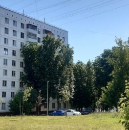 Продажа 2-комн квартиры на вторичном рынке проезд Дежнёва,  д. 10