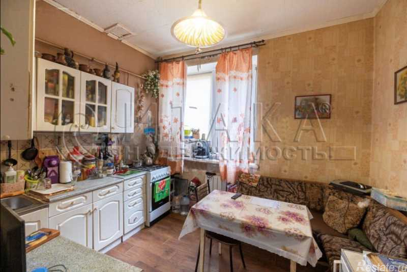 Продажа 3-комн квартиры на вторичном рынке Выборг, Некрасова,  д. 21