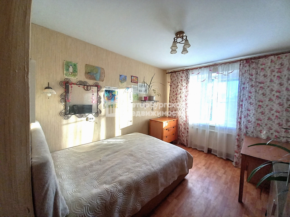 Продажа 3-комн квартиры на вторичном рынке г Кировск, г Кировск, ул Новая, д 9