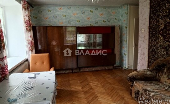 Продажа 2-комн квартиры на вторичном рынке улица Пограничника Гарькавого,  д. 41