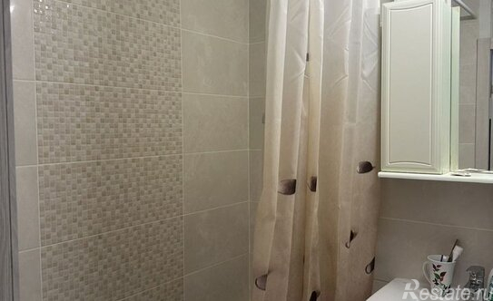 Аренда 2-комн квартиры на вторичном рынке улица Петра Алексеева,  д. 5А