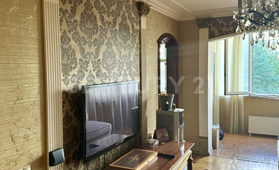 Продажа 3-комн квартиры на вторичном рынке улица Цюрупы,  д. 6