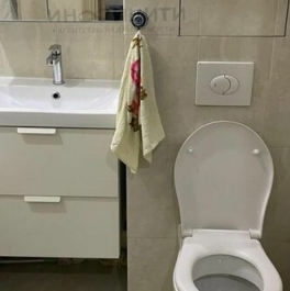 Продажа 2-комн квартиры на вторичном рынке улица Сталеваров,  д. 14 к2