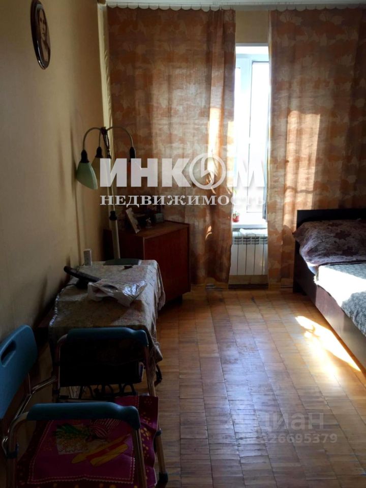 Продажа 2-комн квартиры на вторичном рынке Реутовская улица, 4