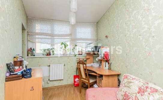 Аренда 3-комн квартиры на вторичном рынке ул Дмитриевского,  д. 11