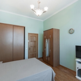 Аренда 4-комн квартиры на вторичном рынке Молчановка Б. ул,  д. 21А