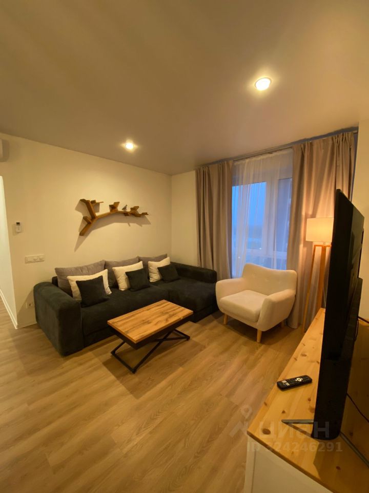 Аренда 3-комн квартиры на вторичном рынке улица Малая Очаковская, 4Ак2