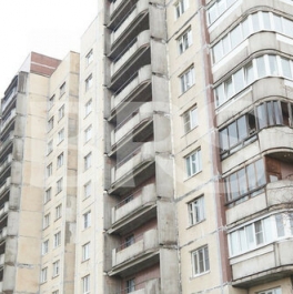 Продажа 2-комн квартиры на вторичном рынке Моравский пер,  д. 3,  к. 1