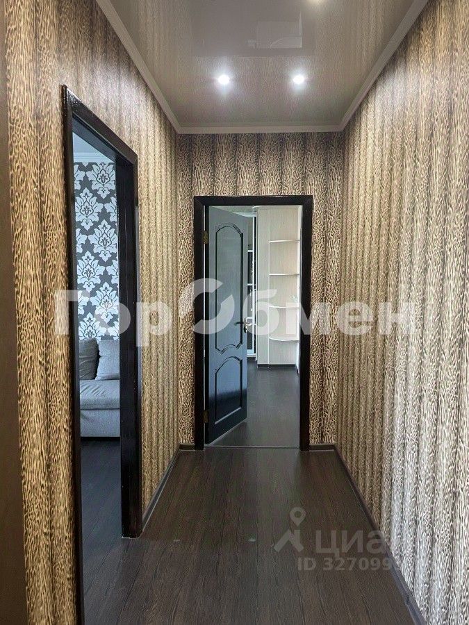 Продажа 3-комн квартиры на вторичном рынке Енисейская улица, 28К1