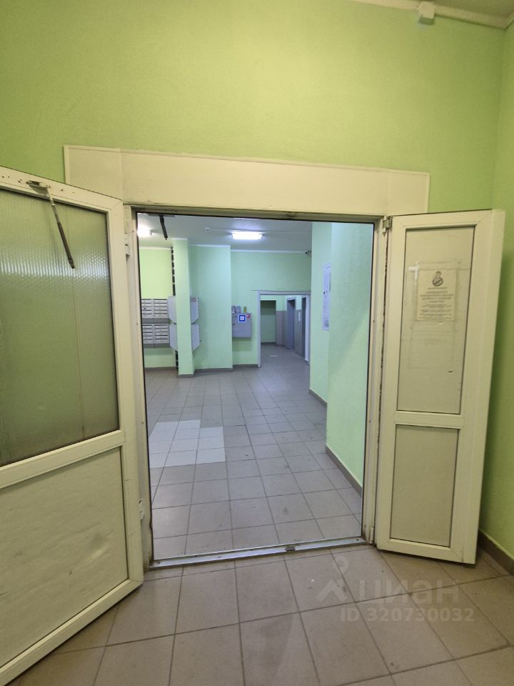 Продажа 1-комн квартиры на вторичном рынке д. Островцы, улица Подмосковная, 36