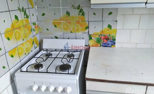 Продажа 4-комн квартиры на вторичном рынке Новаторов б-р,  д. 56