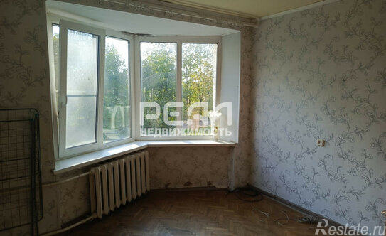 Продажа 1-комн квартиры на вторичном рынке Войсковицы, пл Манина,  д. 6