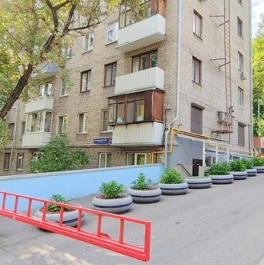 Продажа 2-комн квартиры на вторичном рынке Трехгорный Б. пер,  д. 1/26 с1