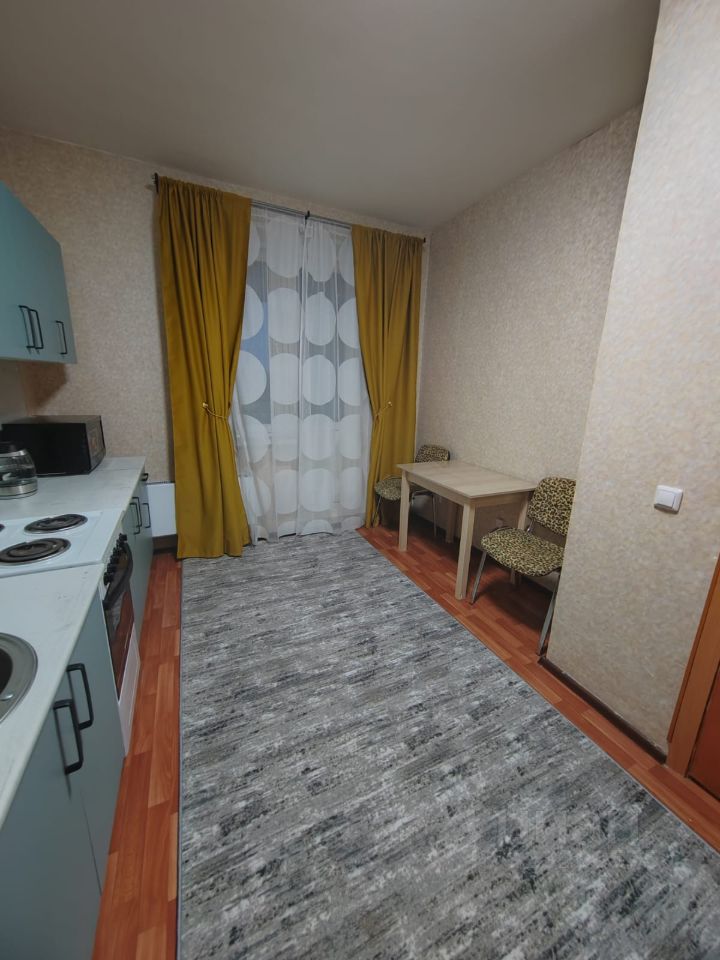 Продажа 1-комн квартиры на вторичном рынке Синявинская улица, 11к2