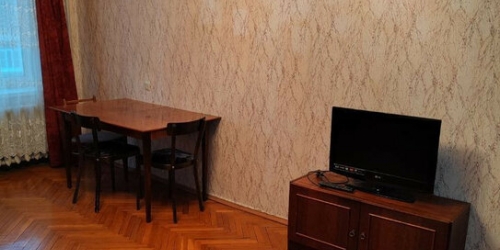 3-комн квартира 17-я линия,  д. 38