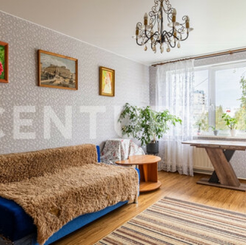 3-комн квартира Учительская улица,  д. 8