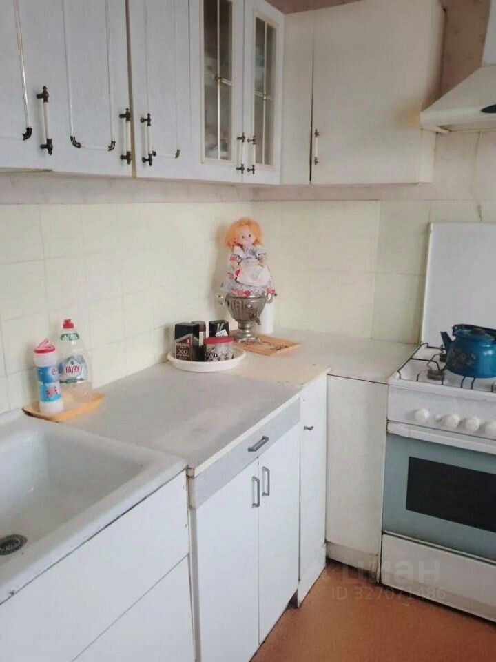 Продажа 1-комн квартиры на вторичном рынке Старый Городок пгт, улица Заводская, 10