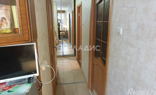 Продажа 2-комн квартиры на вторичном рынке Уржумская улица,  д. 1 к2