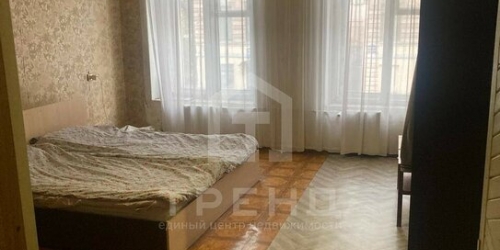 3-комн квартира улица Декабристов,  д. 33