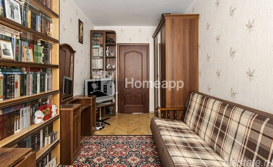 Продажа 3-комн квартиры на вторичном рынке улица Гамалеи,  д. 2