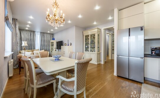 Продажа 4-комн квартиры на вторичном рынке Береговой проезд,  д. 1А