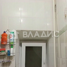 Продажа 3-комн квартиры на вторичном рынке Нарвский пр-кт,  д. 25