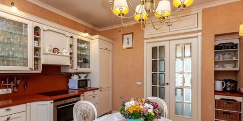 3-комн квартира улица Врубеля,  д. 8