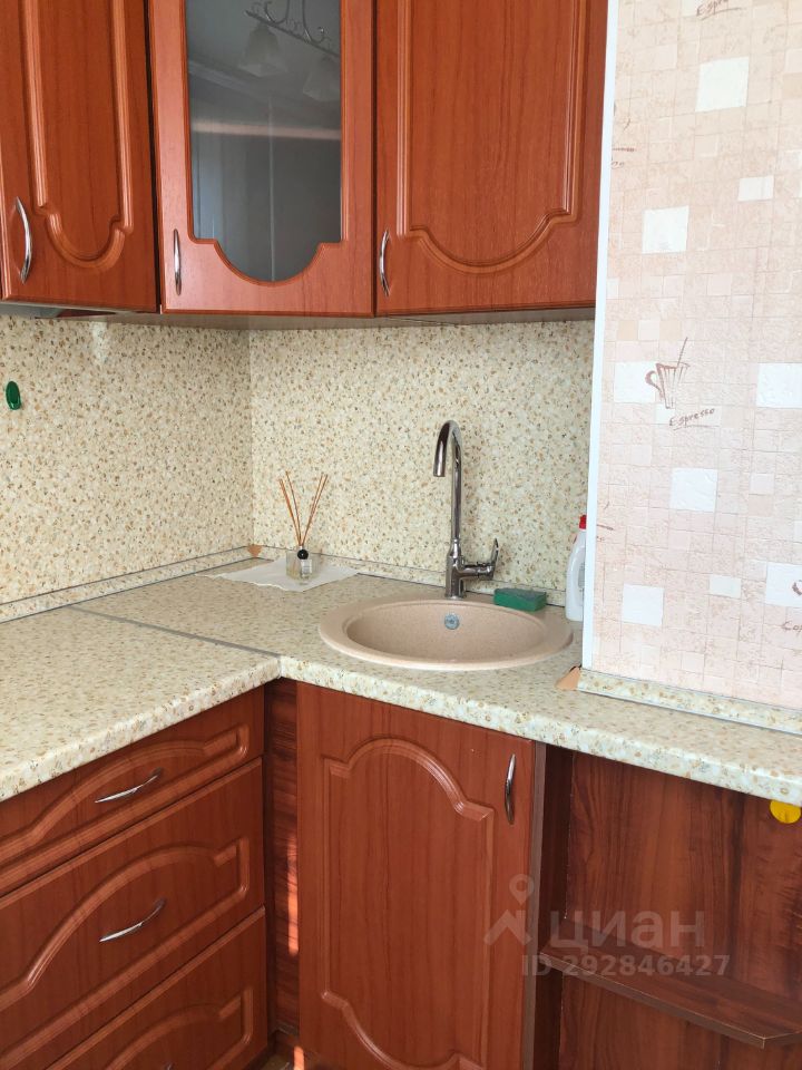 Аренда 1-комн квартиры на вторичном рынке Симферопольский бульвар, 14К3