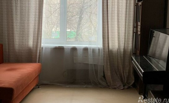 Продажа 3-комн квартиры на вторичном рынке улица Цюрупы,  д. 15 к3