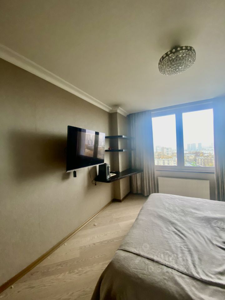 Продажа 2-комн квартиры на вторичном рынке улица Козлова, 34