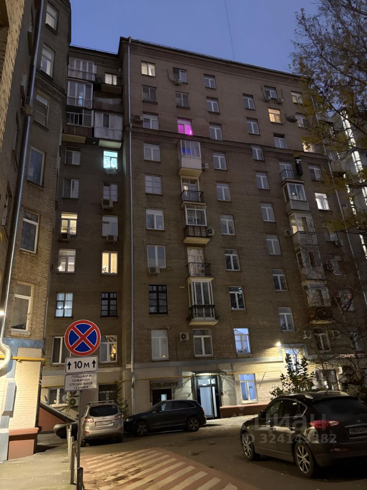 Продажа 3-комн квартиры на вторичном рынке Кутузовский проспект, 10