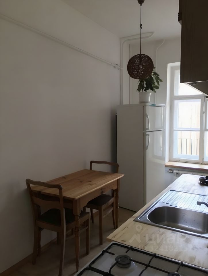 Аренда 2-комн квартиры на вторичном рынке Колокольная улица, 7