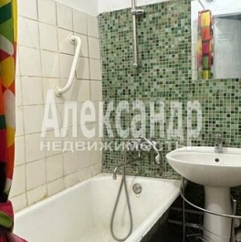 Продажа 2-комн квартиры на вторичном рынке Верности ул,  д. 7