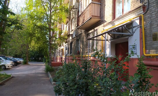 Продажа 3-комн квартиры на вторичном рынке Соколиной Горы 8-я ул,  д. 13