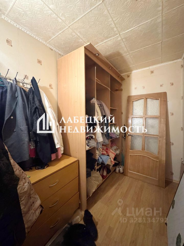 Продажа 1-комн квартиры на вторичном рынке Кузьмоловский пгт, улица Победы, 8