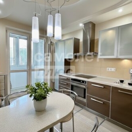 Продажа 4-комн квартиры на вторичном рынке ул Верхние Поля,  д. 36,  к. 1