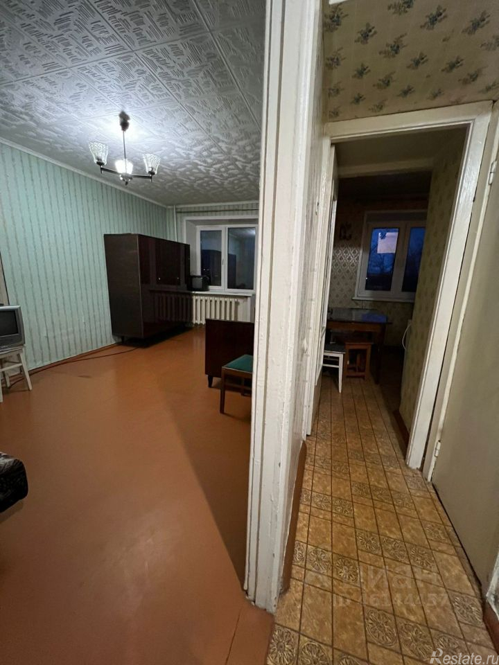 Продажа 1-комн квартиры на вторичном рынке Климовск, Симферопольская улица,  д. 15