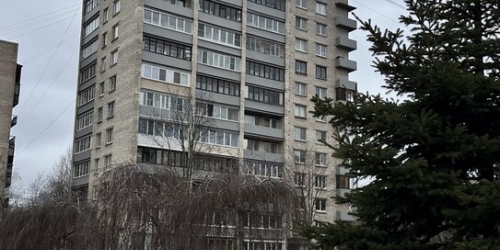2-комн квартира проспект Славы,  д. 8