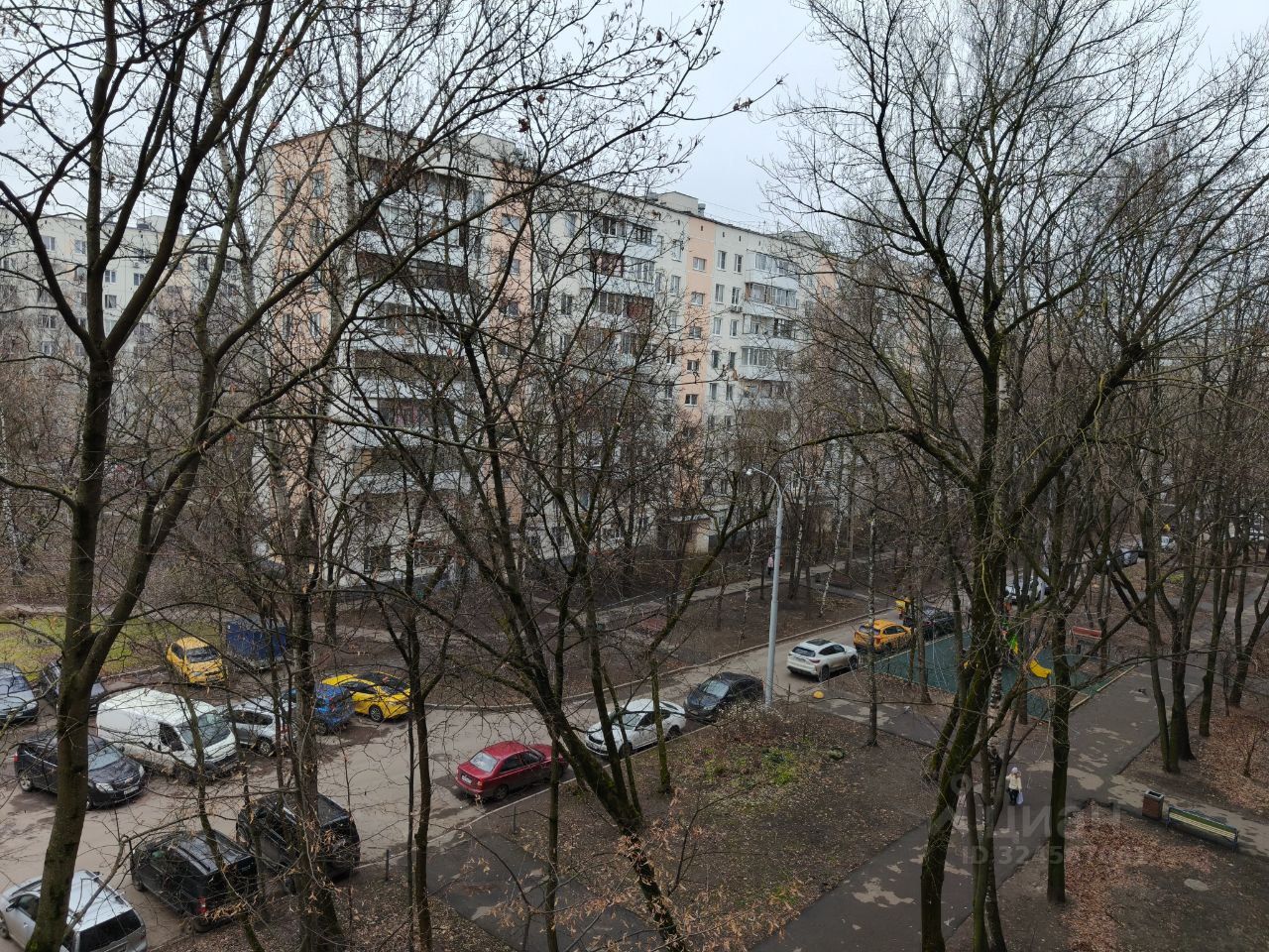 Продажа 2-комн квартиры на вторичном рынке улица Федора Полетаева, 15К3