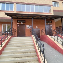 Продажа 2-комн квартиры на вторичном рынке Дедовск, ул Гвардейская,  д. 8