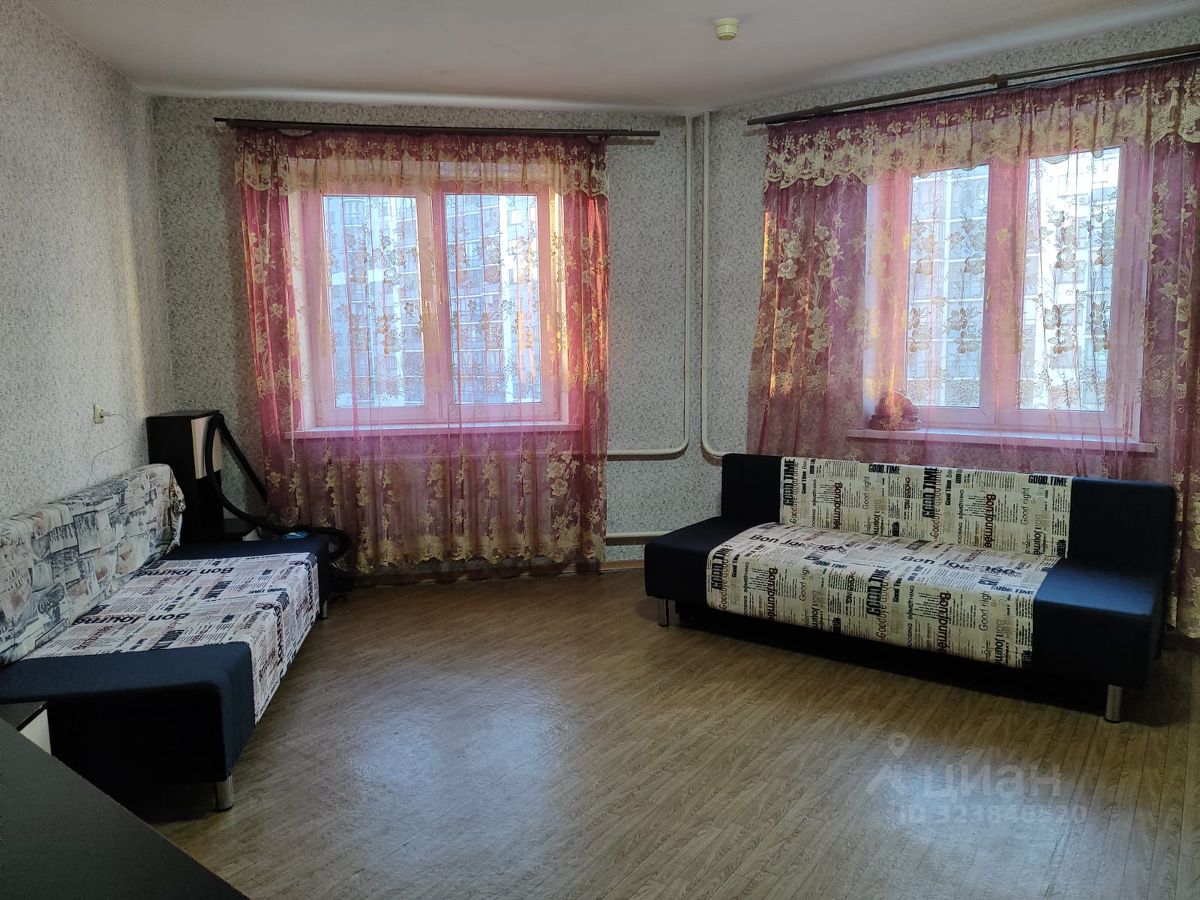 Продажа 3-комн квартиры на вторичном рынке Богатырский проспект, 58к2