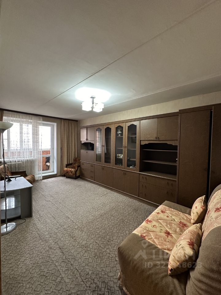 Аренда 1-комн квартиры на вторичном рынке Одинцово, Новоспортивная улица, 16к2