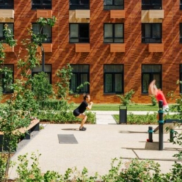 Продажа 3-комн квартиры на вторичном рынке Ясеневая ул,  д. 12 к5